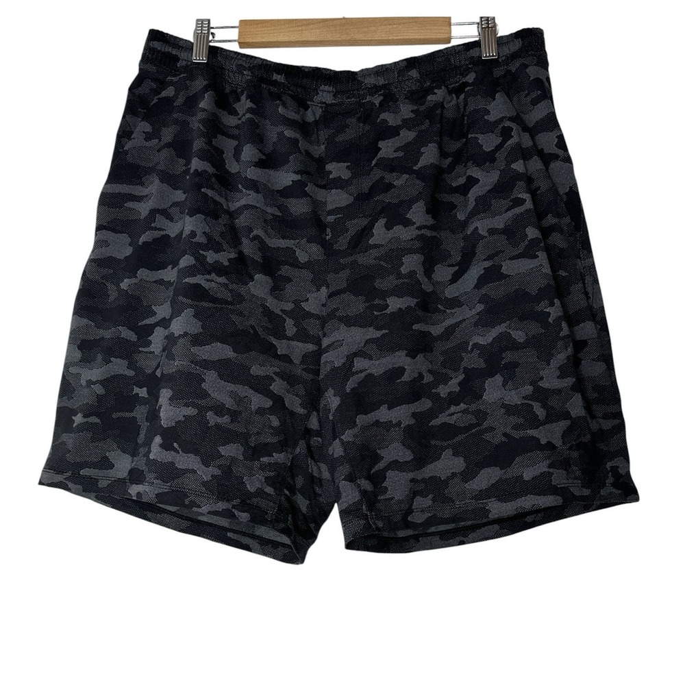 Lululemon Shorts 2XL Men's Pace Breaker Lined Camo Black Pockets Stretch - Picture 2 of 9